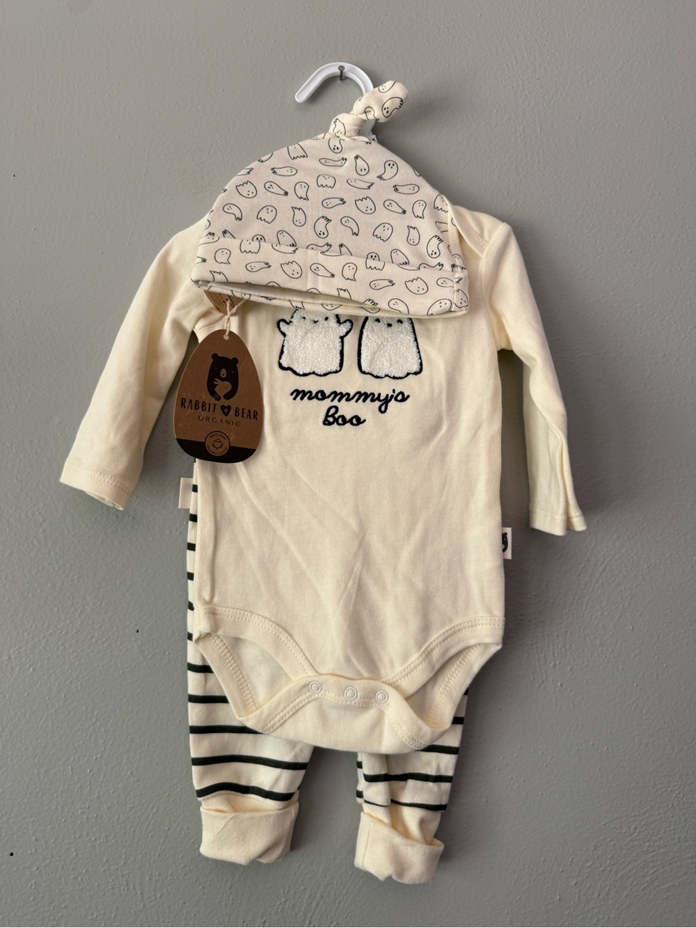 Rabbit & Bear Organic Cream Baby Matching Set with Ghost-Print Hat